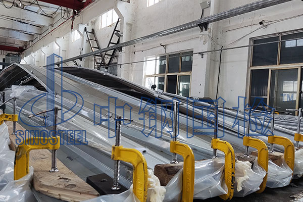 鋼結(jié)構(gòu)屋面抗風(fēng)揭試驗(yàn)